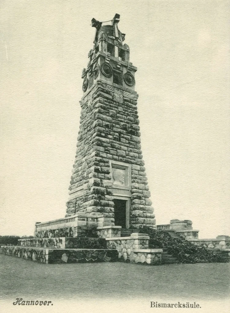 Historische Postkarte: der Bismarckturm in der Aegidienmasch, Ort der Bücherverbrennung 1933